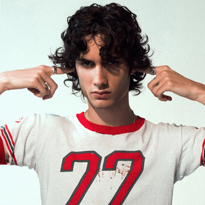 欧美亚洲中文字幕
